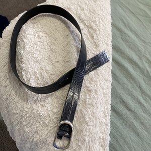 Banana Republic black snakeskin belt